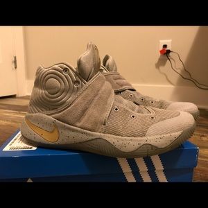 Nike Kirye 2
